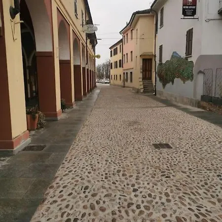 Apartment Casa San Pietro Centro Storico Castagnole delle Lanze